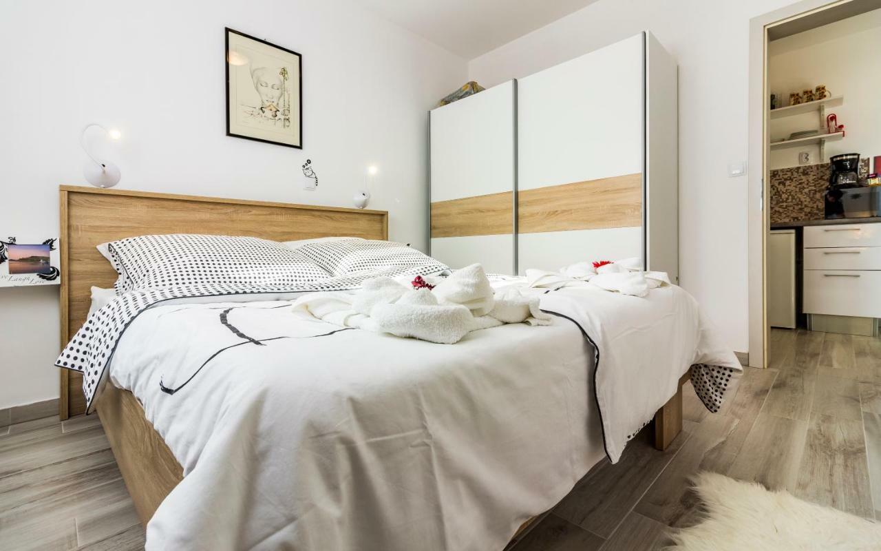 Apartment Mika 普拉 外观 照片